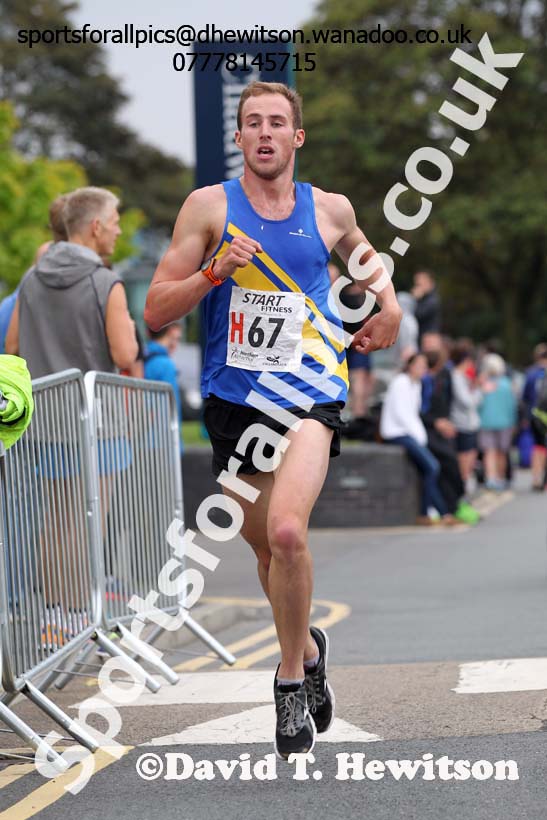 Senior mens Northern 6 Stage Road Relay, Warrington. Photo: David T. Hewitson/Sports for All Pics